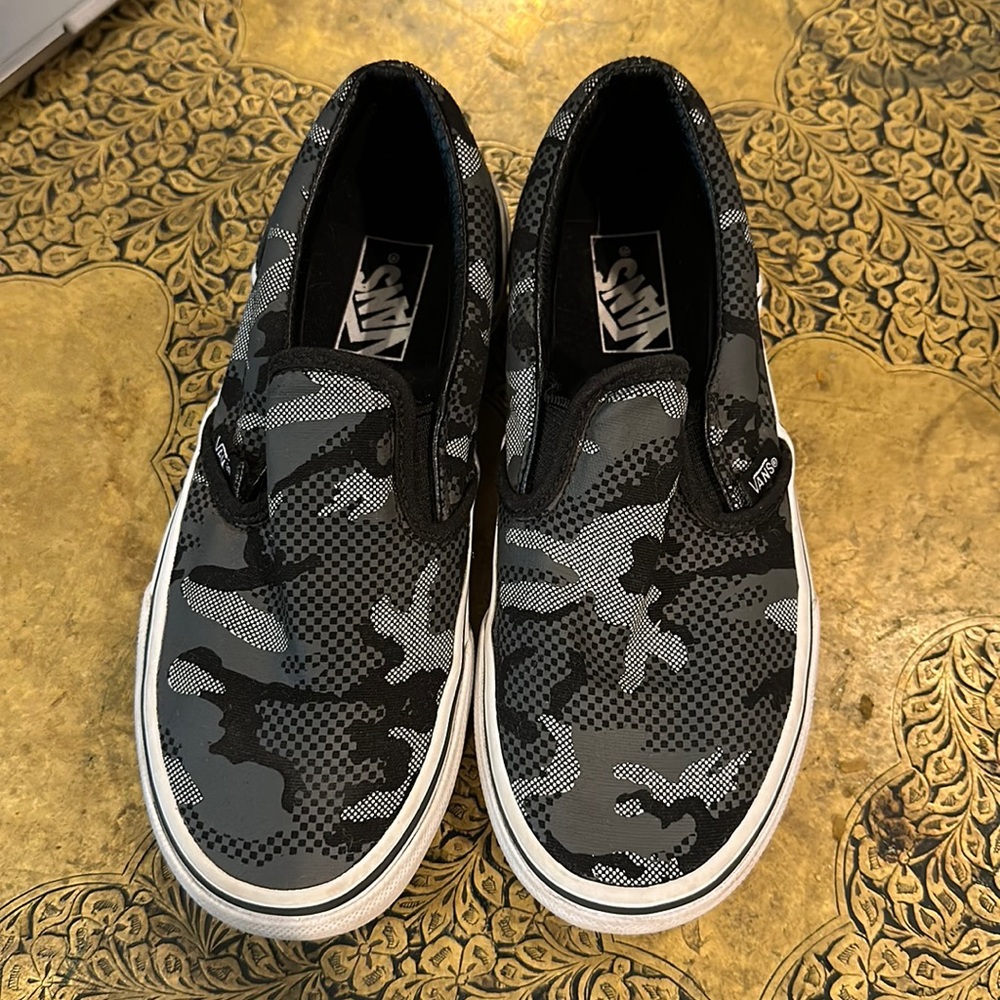 Childrens van shoes slip on size  1.5